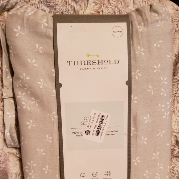 Threshold Bedding Threshold Printed Pattern Bed Sheet Set Xltwin Poshmark